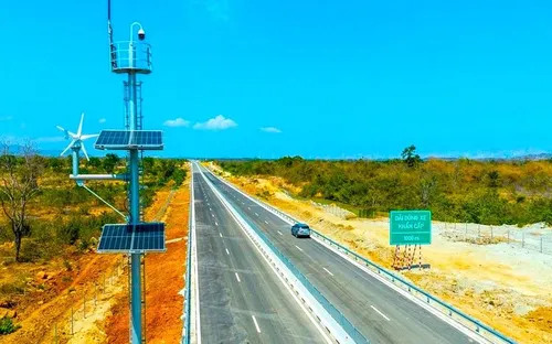 Hệ thống giao thông thông minh và mô hình thuê bao ô tô: Định nghĩa lại văn hóa di chuyển của người Việt trong kỷ nguyên mới