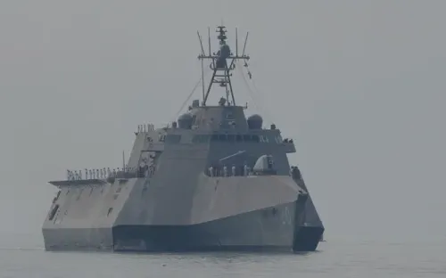 Tàu chiến Mỹ thăm căn cứ hải quân Ream của Campuchia trong 5 ngày