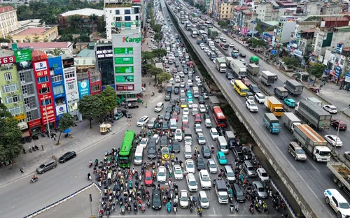 Cú hích thuế tiêu thụ đặc biệt và thời điểm vàng của xe Hybrid tại Việt Nam