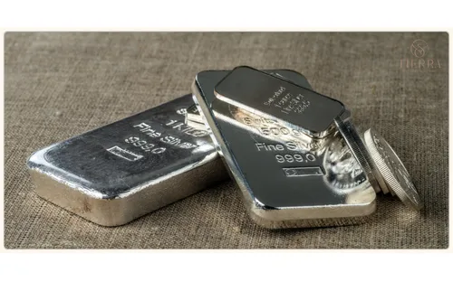 Giá bạc vượt mốc 100 USD/ounce, vốn hóa hơn 5.800 tỷ USD, chuyên gia cảnh báo rủi ro điều chỉnh