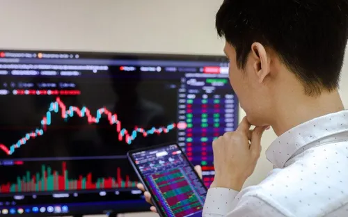 Dòng vốn ngoại sau cột mốc nâng hạng: Những nhóm cổ phiếu nào sẽ "soán ngôi" vương?