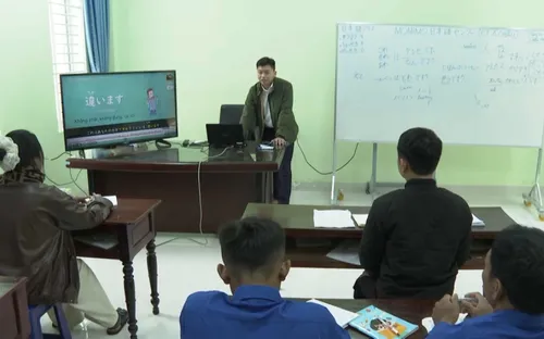 Ngoại ngữ lên núi