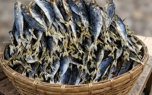 Ăn nhiều cá khô có thể làm tăng nguy cơ bệnh tim mạch