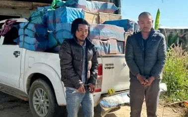 Bắt quả tang ô tô bán tải vận chuyển hơn 2 tấn pháo hoa nổ ở khu vực biên giới