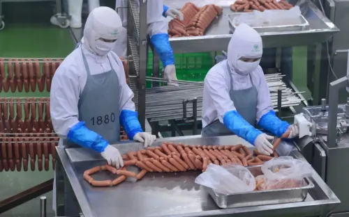 Chấn chỉnh những lỗ hổng trong quản lý về an toàn thực phẩm