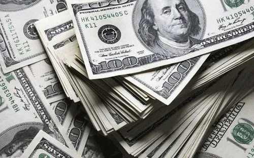 Tổng thống Trump nói về đà giảm của đô la Mỹ