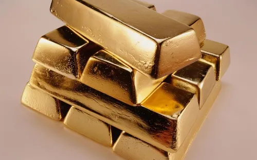 Giá vàng thế giới lập đỉnh mới, vượt 5.585 USD mỗi ounce