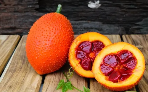 Gấc – “siêu trái cây” màu đỏ giúp tăng cường sức khỏe toàn diện