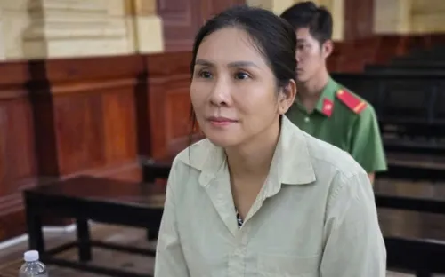 Giả mạo quan hệ lãnh đạo để bán ô tô giá rẻ, người phụ nữ lĩnh 15 năm tù