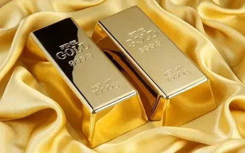 Giá vàng thế giới lao dốc, mất gần 500 USD/ounce sau khi lập đỉnh