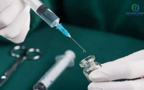 Nguy kịch sau khi tiêm thuốc “bổ não” tại nhà, bác sĩ cảnh báo nguy cơ sốc phản vệ