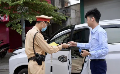 Mức phạt vi phạm giao thông ô tô năm 2026: Những lỗi dễ “mất tiền oan” người lái xe cần tránh