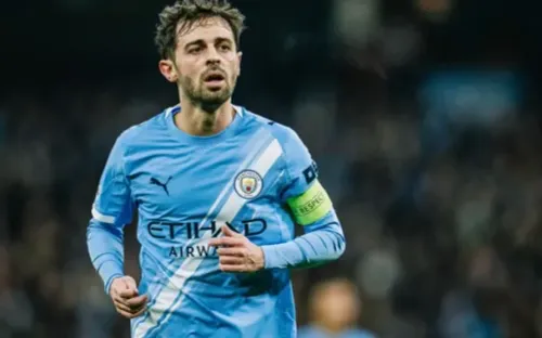 Bernardo Silva: Arsenal sảy chân, Man City vẫn còn cơ hội đua vô địch