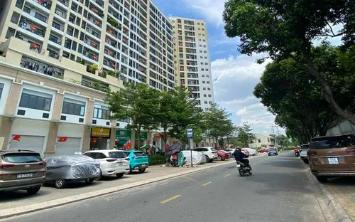 Quyết liệt gỡ "nút thắt" sổ hồng chung cư