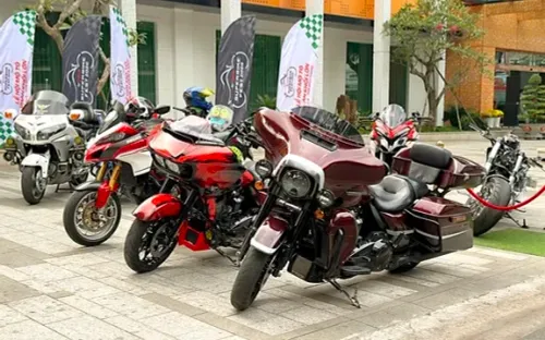 Biker Việt háo hức tham gia lễ hội mô tô phân khối lớn tầm cỡ khu vực