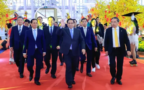 Thủ tướng dự khai mạc Hội chợ Mùa Xuân lần thứ nhất năm 2026