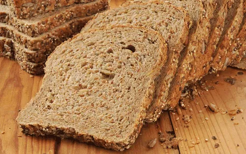 Ăn gì, uống gì để cơ thể dễ chịu hơn sau khi uống rượu?