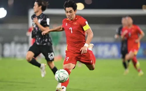 Sức bật từ lứa U23 làm nóng lại đường đua V.League