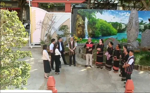 Đắk Lắk: Đồng bào Công giáo hướng về ngày bầu cử