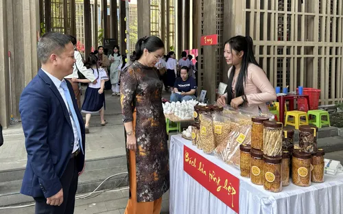 Tái hiện chợ Tết xưa qua chương trình “Phiên chợ ngày Tết 2026” tại Bảo tàng Đà Nẵng