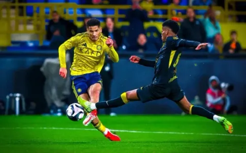 Al Nassr thắng Al Ittihad 2-0, áp sát ngôi đầu Saudi Pro League