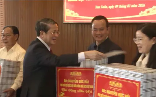 Chăm lo Tết gia đình chính sách, gia đình có hoàn cảnh khó khăn