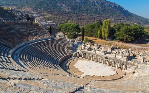 Khám phá Ephesus - thành phố La Mã cổ đại khổng lồ giữa lòng Thổ Nhĩ Kỳ