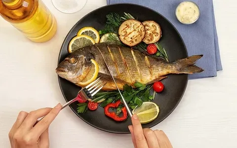 Ăn cá thường xuyên: Lợi đủ đường cho tim, não và sức khỏe tổng thể