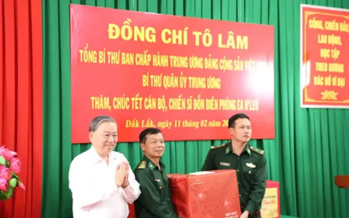 Tổng Bí thư Tô Lâm thăm, chúc Tết cán bộ, chiến sĩ Đồn Biên phòng Ea H’Leo