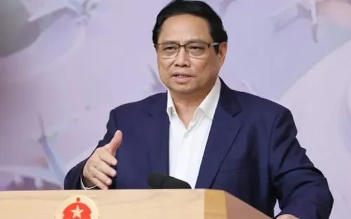 Thủ tướng Phạm Minh Chính gửi thư khen các đơn vị hoàn thành “thần tốc” cầu phao sông Lô trước 29 Tết