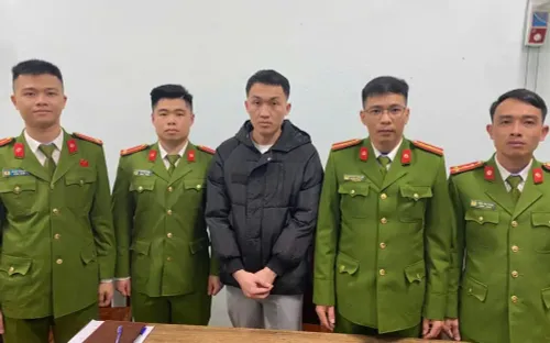 Nghi phạm bị truy nã 8 năm trong vụ bắt cóc ở Lạng Sơn ra đầu thú