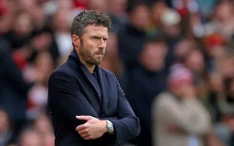 Michael Carrick tạo dấu ấn chiến thuật, giúp Manchester United khởi sắc