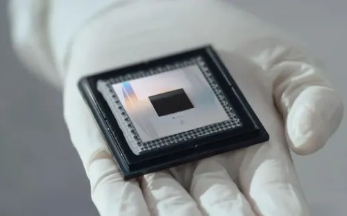 Meta ký thỏa thuận tỷ USD thuê chip AI của Google, tăng tốc đầu tư hạ tầng và thiết bị đeo