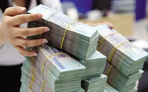 Ngân hàng Nhà nước hút ròng hơn 60.000 tỷ đồng sau Tết, lãi suất liên ngân hàng lao dốc về 2,8%