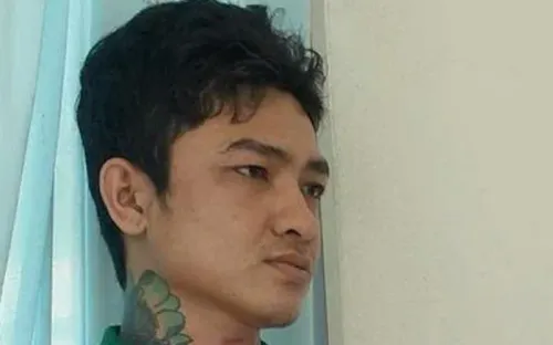 Khởi tố nam thanh niên đâm bạn gái trọng thương, sát hại người can ngăn