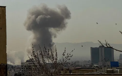 Chiến dịch "tác chiến lớn" tại Iran: Tham vọng của Donald Trump và canh bạc địa chính trị Trung Đông