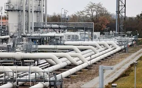 Chứng khoán châu Á tiếp tục giảm, giá dầu và khí đốt tăng mạnh do căng thẳng Trung Đông