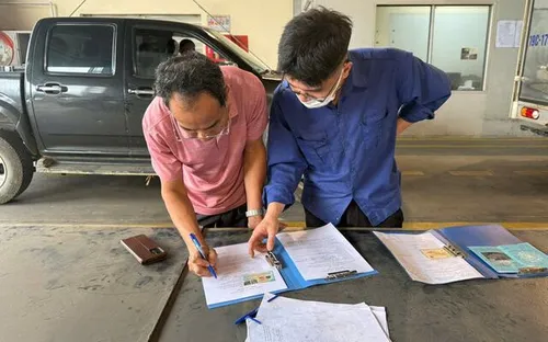 Thực hư việc xe máy dầu phải ký cam kết “tự nguyện” khi kiểm định khí thải