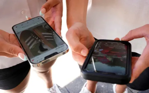 Tây Ban Nha cân nhắc cấm mạng xã hội với trẻ dưới 16 tuổi