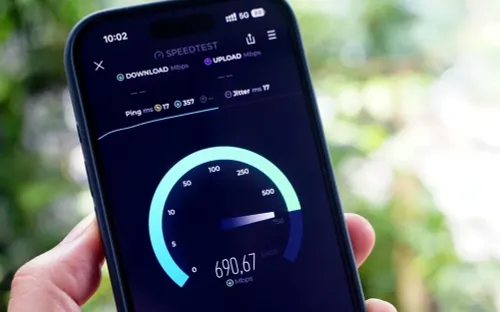 Tốc độ 5G tại Việt Nam lần đầu vượt 500 Mbps, đạt gần 595 Mbps