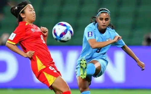 Vạn Sự lập cú đúp, tuyển nữ Việt Nam hạ Ấn Độ ngày ra quân Asian Cup 2026