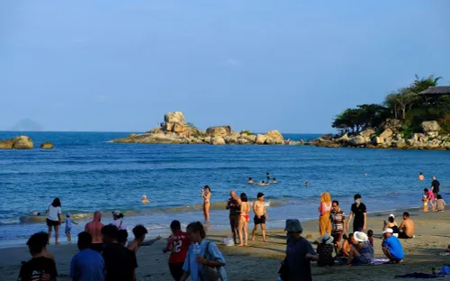 Khánh Hòa đón khoảng 3,5 triệu lượt khách trong hai tháng đầu năm 2026