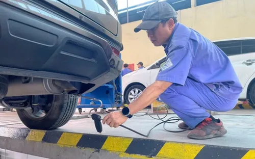Vì sao nhiều nước dùng phương pháp “đạp kịch ga” khi kiểm định khí thải xe diesel?