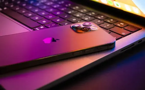 Phát hiện công cụ hack iPhone từng phục vụ giám sát chính phủ bị tội phạm mạng khai thác