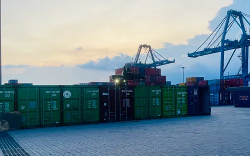 Doanh nghiệp xuất khẩu chủ động xoay xở logistics trước biến động Trung Đông