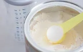 Báo cáo phát hiện kim loại nặng và PFAS trong nhiều loại sữa công thức tại Mỹ