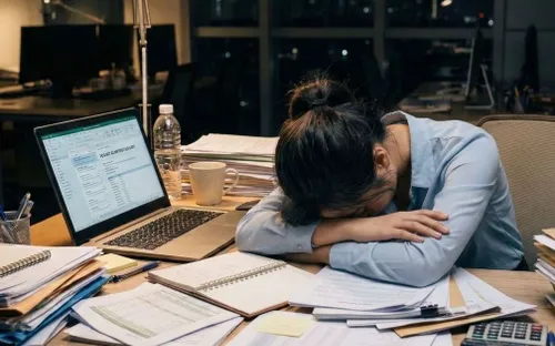 Bộ Y tế đề xuất giám sát nguy cơ rối loạn tâm thần ở người chịu áp lực cao