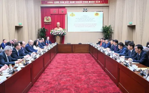 Thúc đẩy hợp tác giữa Bộ Công an Việt Nam và Bộ Tình trạng khẩn cấp Liên bang Nga