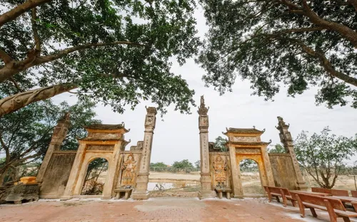 Đền Xà – nơi gắn với sự ra đời của bài thơ “Nam quốc sơn hà”