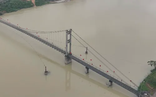 Chấn chỉnh hoạt động bến đò du lịch không phép trên sông Chu